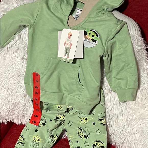 Star Wars The Mandalorian Grogu 3 piece outfit size 9m - Picture 4 of 4